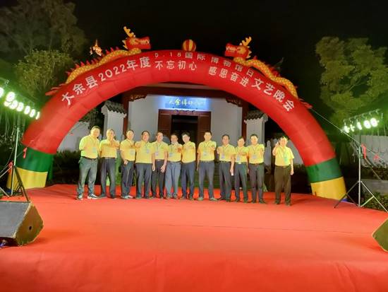 說明: fe10da0ea7109c8fab73140a55328d0